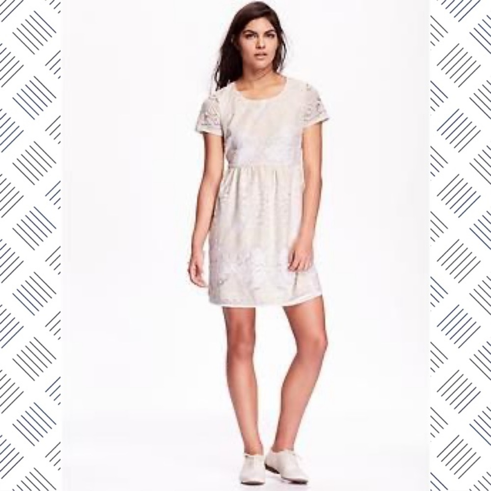 ‼️LAST CHANCE‼️ivory lace dress